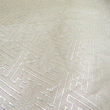 画像をギャラリービューアに読み込む, 袋帯 佐賀錦 金糸銀糸 シャンパンゴールド系 金色ｘ薄ピンク色ｘ銀色 菱型に鳥紋様 六通柄 正絹 仕立て上がり 着物帯 長さ440cm