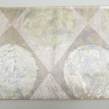 画像をギャラリービューアに読み込む, 袋帯 佐賀錦 金糸銀糸 シャンパンゴールド系 金色ｘ薄ピンク色ｘ銀色 菱型に鳥紋様 六通柄 正絹 仕立て上がり 着物帯 長さ440cm