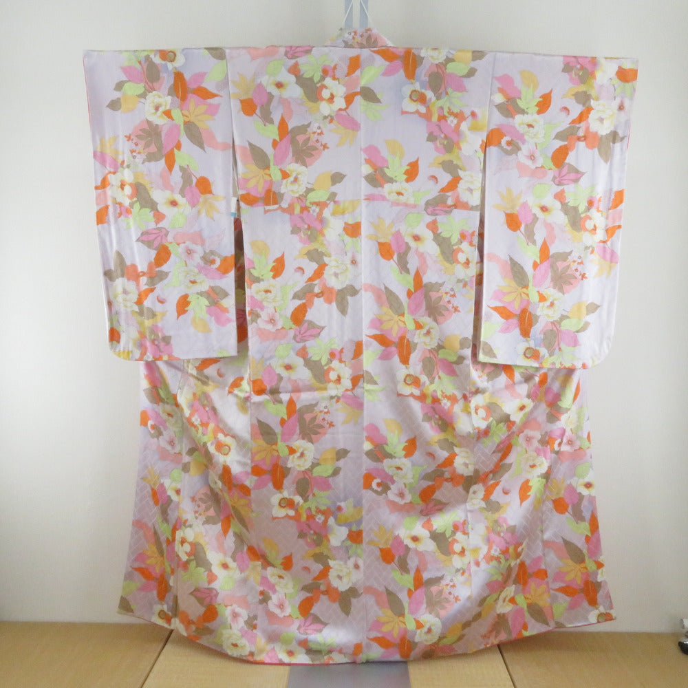 小紋 袷 ピンク色ｘ多色 植物模様 バチ衿 正絹 仕立て上がり着物 身丈159cm【中古】 小紋 袷 ピンク色x多色 植物模様 バチ衿 正絹 仕立て上がり着物 身丈