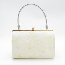 Load image into Gallery viewer, 草履・バッグセット 礼装用 Ｍサイズ フォーマル シルバーｘゴールド 華文柄 24cm