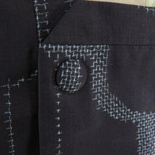 Load image into Gallery viewer, 紬 着物 アンサンブル 道行付き セット 幾何学模様 袷 バチ衿 紺色ｘ青色 正絹 カジュアル 仕立て上がり 身丈157cm