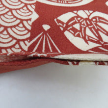 Load image into Gallery viewer, 名古屋帯 正絹 型染め 茶色ｘ白色 扇子に青海波模様 全通柄 カジュアル 仕立て上がり 着物帯 長さ375cm