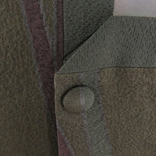 Load image into Gallery viewer, 道行 小豆色ｘ茶色 渋い系 植物模様 正絹 染め模様 着物コート 和装用 ちりよけ 身丈92cm