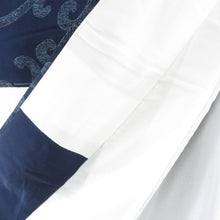 Load image into Gallery viewer, 御召 アンティークレトロ 正絹 袷 広衿 紺色ｘ青色ｘ茶色 乱菊模様 カジュアル お召着物 仕立て上がり リサイクル 身丈149cm