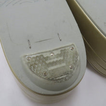 Load image into Gallery viewer, 草履・バッグセット 草履バッグセット ゴールド系 桜・菊・扇面 フリーサイズ 24cm 箱付 フォーマル 留袖 訪問着 付下 色無地 振袖