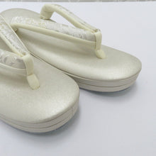 画像をギャラリービューアに読み込む, 草履 白梅謹製 礼装用 Lサイズ 3枚芯 フォーマル シャンパンゴールド ホワイト 25.0cm 日本製 牛皮底面