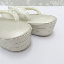 画像をギャラリービューアに読み込む, 草履 白梅謹製 礼装用 Lサイズ 3枚芯 フォーマル シャンパンゴールド ホワイト 25.0cm 日本製 牛皮底面