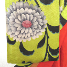 画像をギャラリービューアに読み込む, 小紋 アンティーク着物 正絹 袷 黄緑×グレー 大花柄 バチ衿 昔着物 きものリメイク 和洋ミックスコーデ