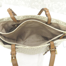 画像をギャラリービューアに読み込む, Michael Kors マイケルコース トートバッグ バニラ 総柄 チャーム付き 30H6GTTT3V 150