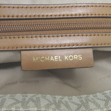 画像をギャラリービューアに読み込む, Michael Kors マイケルコース トートバッグ バニラ 総柄 チャーム付き 30H6GTTT3V 150
