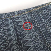 Load image into Gallery viewer, 角帯 正絹 ブルー系×ベージュ系 幾何学縞模様 リバーシブル 紳士 男性用 メンズ 男帯 着物 和装 未仕立て 長さ455cm