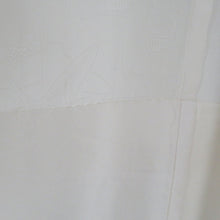 Load image into Gallery viewer, 襦袢 礼装用 白色ｘ金色ｘ銀色 箔入り 小梅模様 正絹 地紋入り 半衿付き 広衿 長襦袢 仕立て上がり 女性着物用 身丈130cm