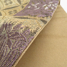 Load image into Gallery viewer, 袋帯 金糸 ゴールド系 六通柄 七宝に植物紋様 金色ｘ薄紫色 フォーマル向け 仕立て上がり 着物帯 長さ440cm