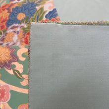Load image into Gallery viewer, 袋帯 四季花紋様 緑色ｘ多色 カラフル 金糸 六通柄 フォーマル向け 仕立て上がり 着物帯 長さ440cm