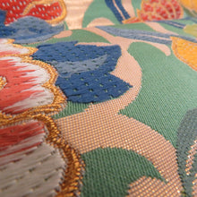 Load image into Gallery viewer, 袋帯 四季花紋様 緑色ｘ多色 カラフル 金糸 六通柄 フォーマル向け 仕立て上がり 着物帯 長さ440cm