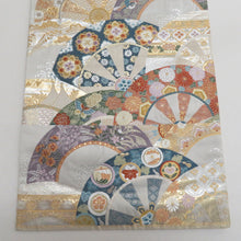 Load image into Gallery viewer, 袋帯 源氏車紋様 ベージュ地 金糸銀糸 金色ｘ多色 カラフル 六通柄 フォーマル向け 仕立て上がり 着物帯 長さ440cm