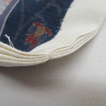 画像をギャラリービューアに読み込む, 名古屋帯 紬 白色ｘ紺色ｘ薄紫色 更紗模様 正絹 六通柄 カジュアル 仕立て上がり 着物帯