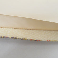 画像をギャラリービューアに読み込む, 袋帯 正絹 刺繍入り 六通柄 ベージュ地 薄黄色ｘ青色ｘ薄紫色ｘ多色 熨斗に花々紋様 仕立て上がり 着物帯 長さ440cm