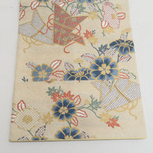 画像をギャラリービューアに読み込む, 袋帯 正絹 刺繍入り 六通柄 ベージュ地 薄黄色ｘ青色ｘ薄紫色ｘ多色 熨斗に花々紋様 仕立て上がり 着物帯 長さ440cm