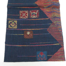 画像をギャラリービューアに読み込む, 名古屋帯 八寸帯 松葉仕立て 正絹 紺色ｘエンジ色ｘ金色ｘ多色 カラフル 金糸 エスニック模様 六通柄 カジュアル 仕立て上がり 着物帯 長さ344cm