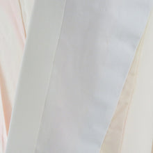 画像をギャラリービューアに読み込む, 襦袢 長襦袢 薄ピンク色ｘ白色 ぼかし 斜め縞模様 正絹 半衿付き 刺繍半衿 花に笛模様 広衿 仕立て上がり 女性着物用 身丈139cm