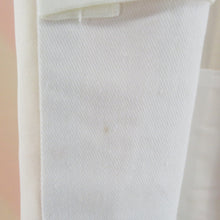 画像をギャラリービューアに読み込む, 襦袢 長襦袢 薄ピンク色ｘ白色 ぼかし 斜め縞模様 正絹 半衿付き 刺繍半衿 花に笛模様 広衿 仕立て上がり 女性着物用 身丈139cm