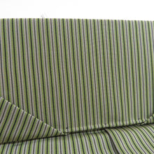 Load image into Gallery viewer, 袴 男性用 米沢織 余り布付き 行燈袴 絹 紐下約89.2cm 緑色ｘ黒色ｘ灰色 男物はかま 仕立て上がり