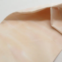 画像をギャラリービューアに読み込む, 名古屋帯 塩瀬 ぼかし染め 薄オレンジ色ｘ白色 辻が花調 花に流水紋様 正絹 お太鼓柄 カジュアル 仕立て上がり 着物帯 長さ361cm