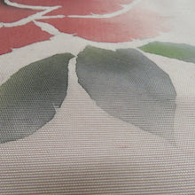 画像をギャラリービューアに読み込む, 名古屋帯 紬 染め模様 ピンク色ｘ緑色 薔薇文様 落款入り 正絹 お太鼓柄 カジュアル 仕立て上がり 着物帯 長さ370cm