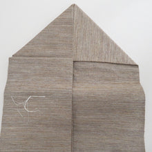 画像をギャラリービューアに読み込む, 名古屋帯 ベージュ系 薄茶色ｘ金色 幾何学文様 お太鼓柄 金糸 正絹 カジュアル 仕立て上がり 着物帯