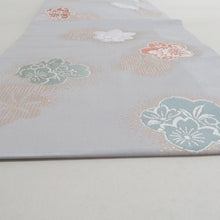 画像をギャラリービューアに読み込む, 名古屋帯 グレー系 薄灰色ｘ多色 金糸 桜模様 六通柄 正絹 カジュアル 仕立て上がり 着物帯 長さ361cm