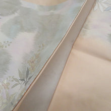 画像をギャラリービューアに読み込む, 名古屋帯 ベージュピンク色ｘ白色 小花紋様 刺繍入り お太鼓柄 織文様 正絹 カジュアル 仕立て上がり 着物帯 長さ343cm