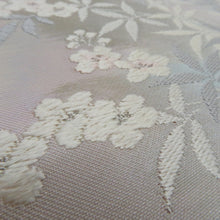 画像をギャラリービューアに読み込む, 名古屋帯 ベージュピンク色ｘ白色 小花紋様 刺繍入り お太鼓柄 織文様 正絹 カジュアル 仕立て上がり 着物帯 長さ343cm