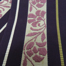 画像をギャラリービューアに読み込む, 名古屋帯 八寸帯 献上柄に花模様 全通柄 紫色ｘ白色ｘ黄色 正絹 カジュアル 仕立て上がり 着物帯 長さ340cm