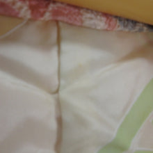 画像をギャラリービューアに読み込む, 羽織 正絹 絞り 白色ｘピンク色ｘ灰色 亀甲に花模様 着物コート 着物用 ちりよけ 防寒 上着 リメイク シルク 身丈78cm