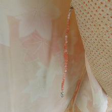 画像をギャラリービューアに読み込む, 羽織 正絹 絞り 黄色ｘオレンジ色ｘ赤色ｘ緑色 水面に葉柄 着物コート 着物用 ちりよけ 防寒 上着 リメイク シルク 身丈77.5cm