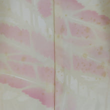 画像をギャラリービューアに読み込む, 羽織 正絹 絞り クリーム色ｘエンジ色 花柄 着物コート 着物用 ちりよけ 防寒 上着 リメイク シルク 身丈76.5cm