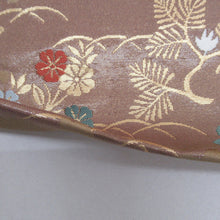 Load image into Gallery viewer, 名古屋帯 正絹 花鳥紋様 六通柄 モカ茶色ｘ緑色ｘ多色 金糸 カジュアル 仕立て上がり 着物帯 長さ346cm