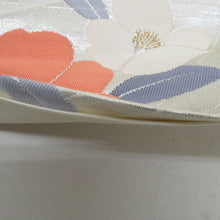 Load image into Gallery viewer, 名古屋帯 正絹 シルバー系 流水に花紋様 銀色ｘオレンジ色 六通柄 カジュアル 仕立て上がり 着物帯 長さ351cm