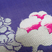 画像をギャラリービューアに読み込む, 名古屋帯 アンティーク帯 華丸に椿紋様 お太鼓柄 絹 青紫色ｘ金色ｘ多色 金糸 昔帯 レトロモダン 明治・大正ロマン 長さ335cm