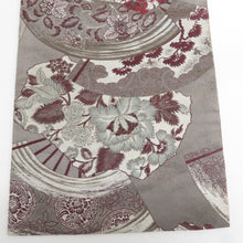 画像をギャラリービューアに読み込む, 名古屋帯 アンティーク帯 扇子に花鳥文様 全通柄 絹 グレーｘエンジ色ｘくすみピンク色 昔帯 レトロモダン 明治・大正ロマン 長さ350cm