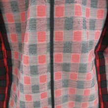 画像をギャラリービューアに読み込む, ウール着物 ウール 単衣 黒色ｘ赤色 市松に亀甲や絣など バチ衿 カジュアルきもの 普段着物 仕立て上がり 身丈159cm