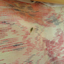 画像をギャラリービューアに読み込む, ウール着物 ウール 単衣 ベージュ色ｘ黄色ｘ赤オレンジ色 紅葉模様 広衿 カジュアルきもの 普段着物 仕立て上がり 身丈158cm
