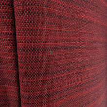 画像をギャラリービューアに読み込む, ウール着物 単衣 赤色ｘ黒色 グラデーション 横縞模様 バチ衿 カジュアルきもの 普段着物 仕立て上がり 身丈145cm