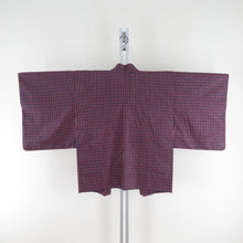 画像をギャラリービューアに読み込む, 紬 着物 アンサンブル 羽織付 格子模様 袷 広衿 紺色ｘ赤色 正絹 カジュアル 仕立て上がり 身丈160.5cm