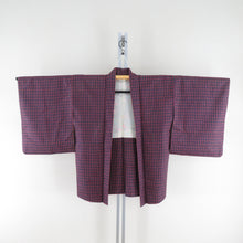画像をギャラリービューアに読み込む, 紬 着物 アンサンブル 羽織付 格子模様 袷 広衿 紺色ｘ赤色 正絹 カジュアル 仕立て上がり 身丈160.5cm