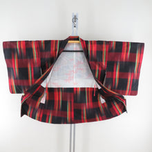 画像をギャラリービューアに読み込む, 紬 着物 アンサンブル 羽織付 縦縞模様 袷 バチ衿 黒色ｘ赤色ｘ黄緑色 ぼかし カラフル 正絹 カジュアル 仕立て上がり 身丈165cm