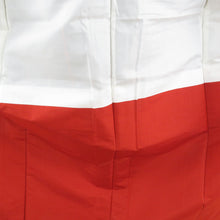 Load image into Gallery viewer, 紬 着物 アンサンブル 羽織付 格子模様 袷 バチ衿 紺色ｘ赤色ｘ黄色 正絹 カジュアル 仕立て上がり 身丈158cm