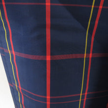 Load image into Gallery viewer, 紬 着物 アンサンブル 羽織付 格子模様 袷 バチ衿 紺色ｘ赤色ｘ黄色 正絹 カジュアル 仕立て上がり 身丈158cm