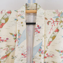 Load image into Gallery viewer, 小紋 袷 クリームイエローｘ黄緑ｘ多色 季節の花々に蝶々模様 青海波地紋 正絹 バチ衿 仕立て上がり着物 カジュアル 普段着物 和洋ミックス 身丈163cm